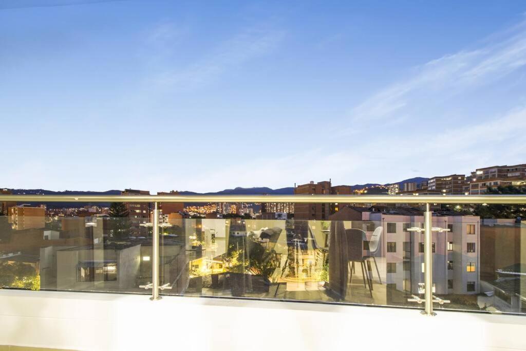 Amplio Apartamento En Calasanz - Estadio เมเดยิน ภายนอก รูปภาพ