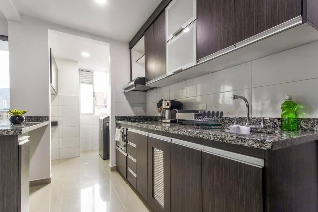 Amplio Apartamento En Calasanz - Estadio เมเดยิน ภายนอก รูปภาพ
