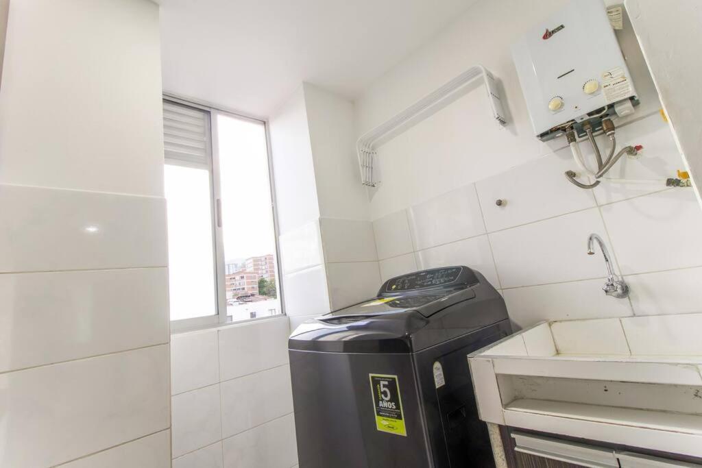 Amplio Apartamento En Calasanz - Estadio เมเดยิน ภายนอก รูปภาพ