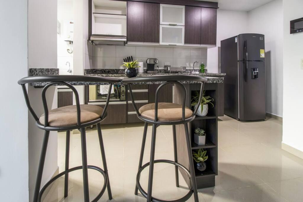 Amplio Apartamento En Calasanz - Estadio เมเดยิน ภายนอก รูปภาพ